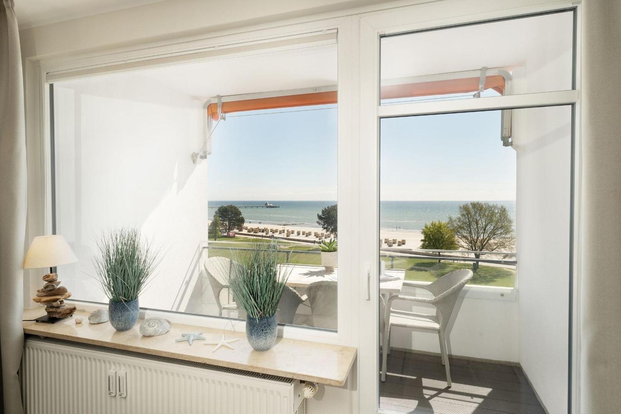 Strandschloss Horizont 그로미츠 외부 사진
